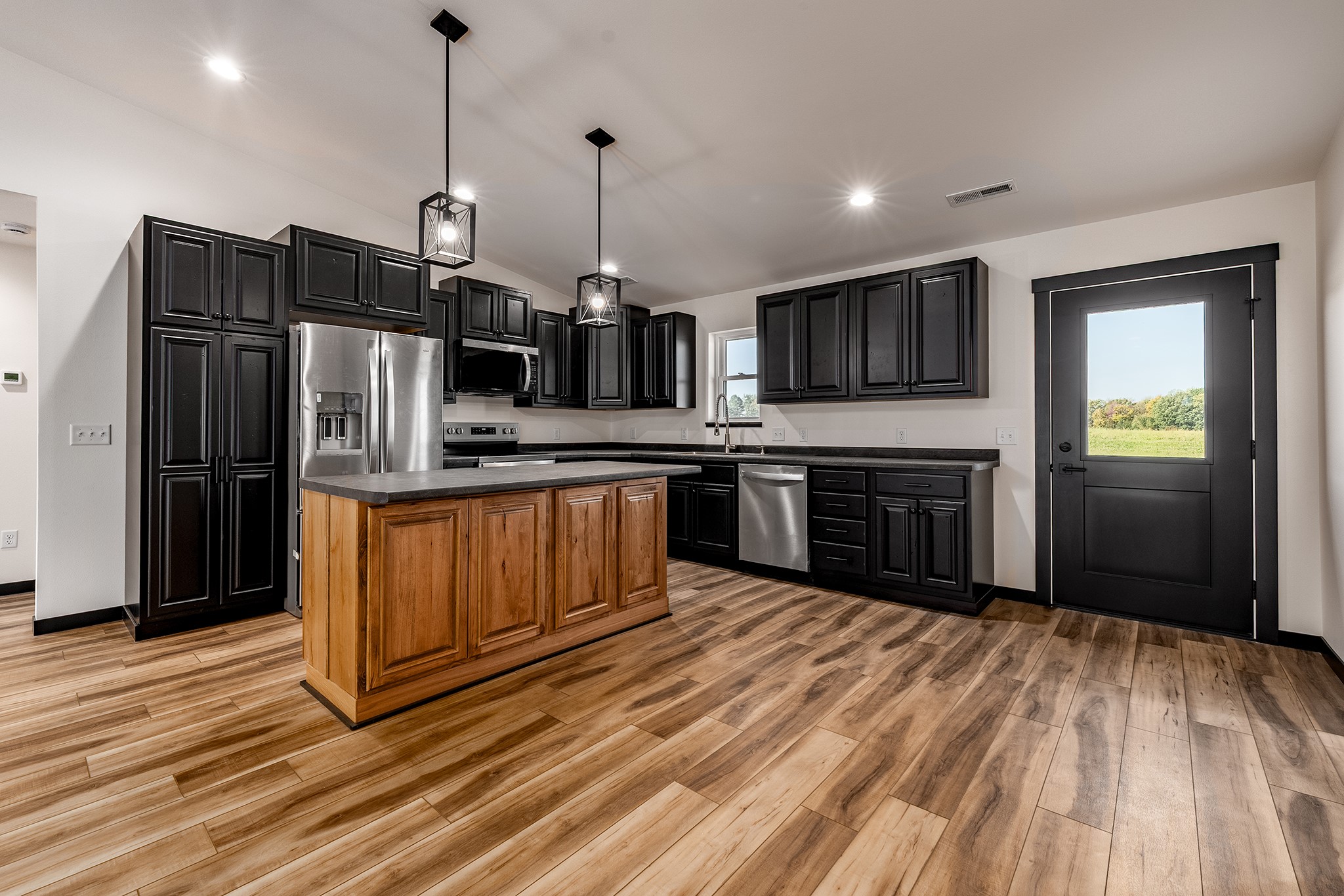 512-Wilson-St-Thorp-WI-54771-3