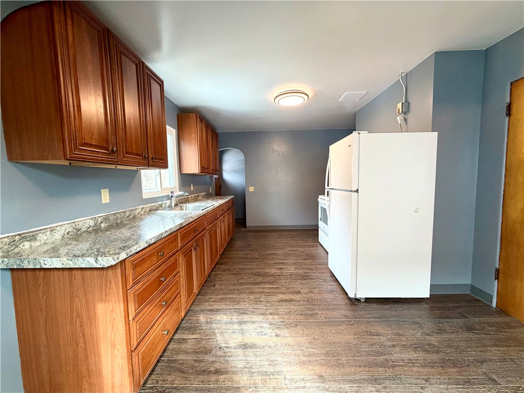 514 E 2nd Street S, Ladysmith, WI — photo 7