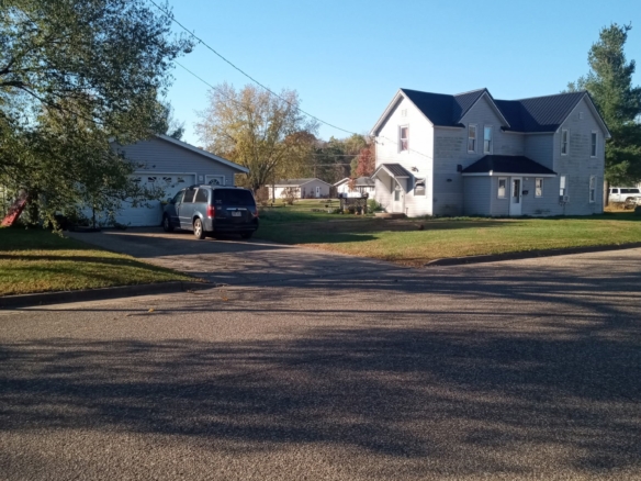 Residentialhouse for sale picture with an address of  521 Gilman Street in Mondovi and a list price of 140000