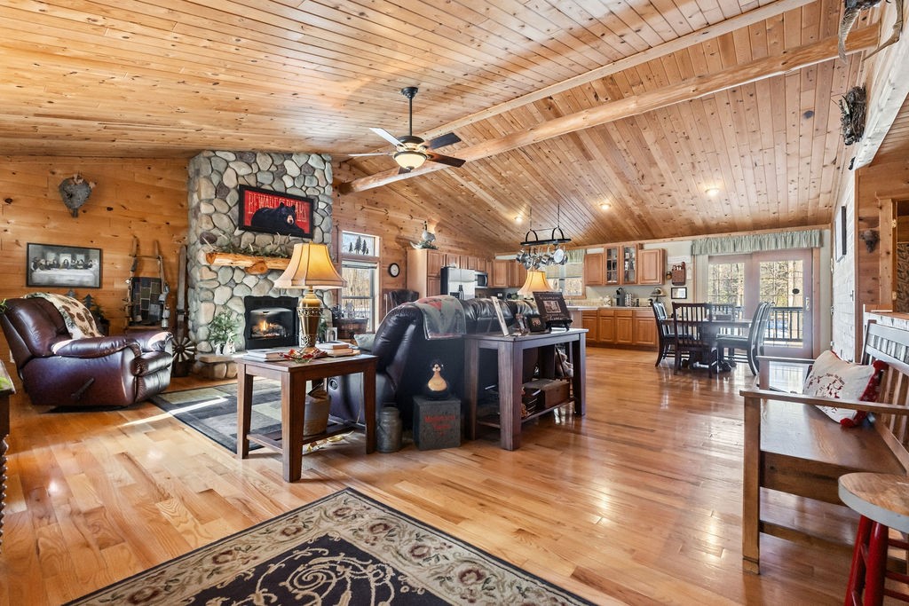 5810-Bear-Path-Spooner-WI-54801-5