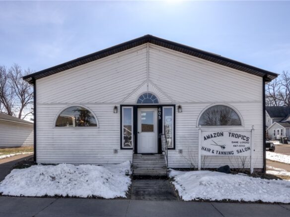 605 E Murray Street Boyd WI 54726 — photo 1