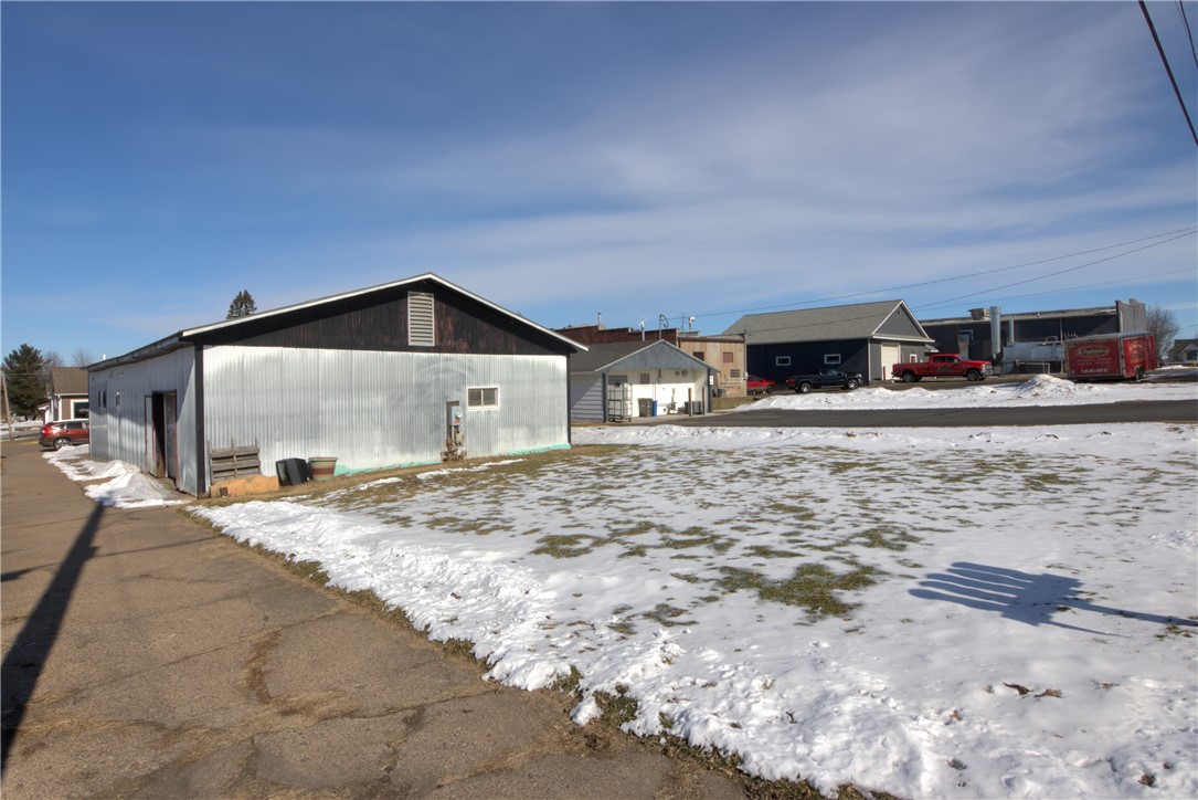 605 E Murray Street Boyd WI 54726 — photo 20