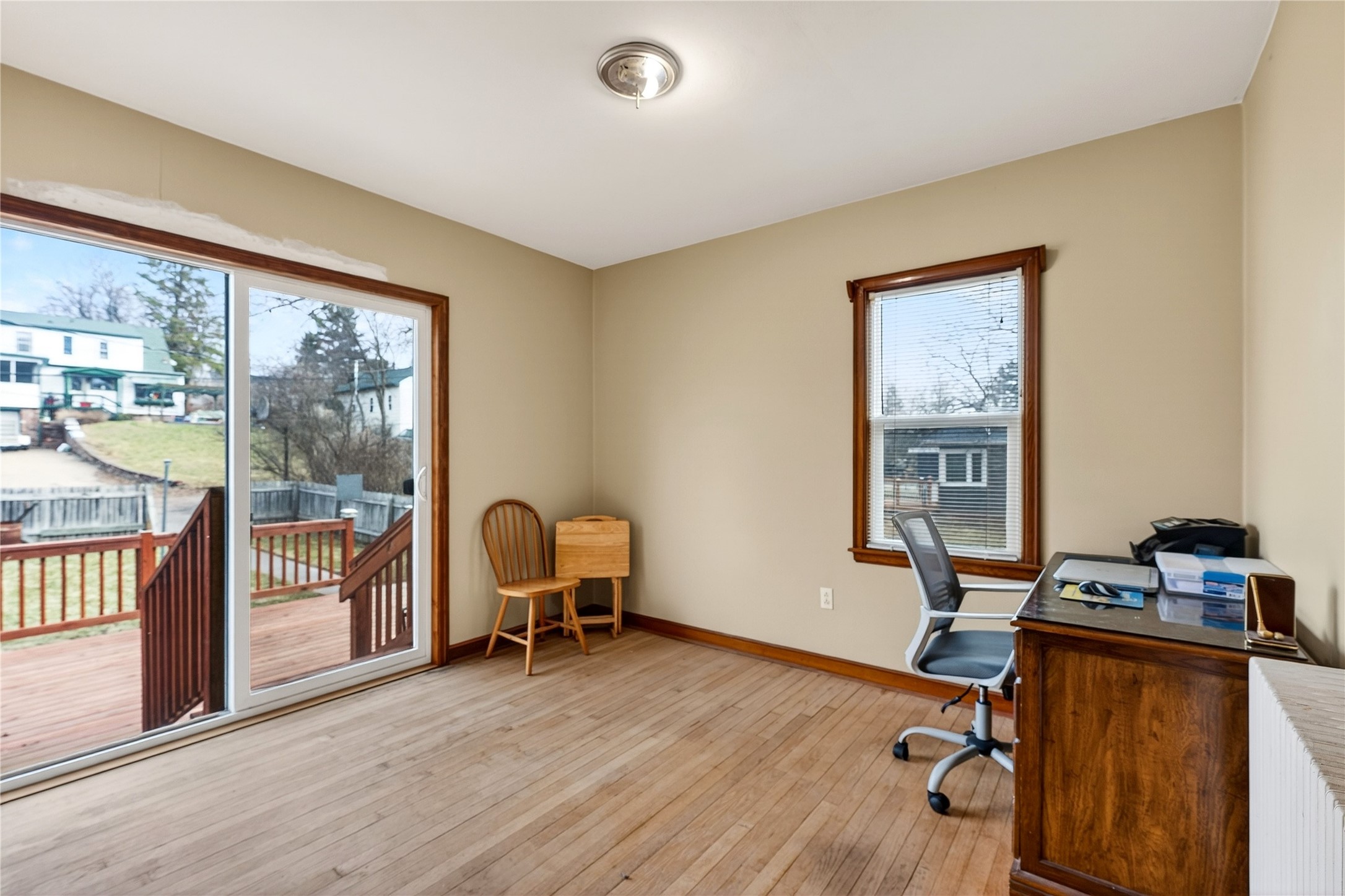 610-Oak-Spooner-WI-54801-6