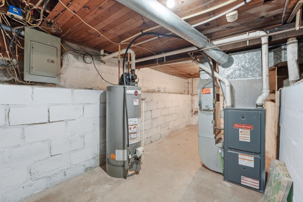 614-Maple-Chippewa-Falls-WI-54729-8