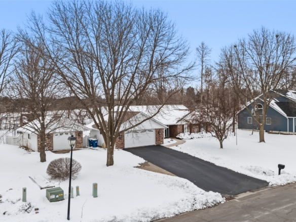 Residentialhouse for sale picture with an address of  614 Pine Place in Rice Lake and a list price of 499000