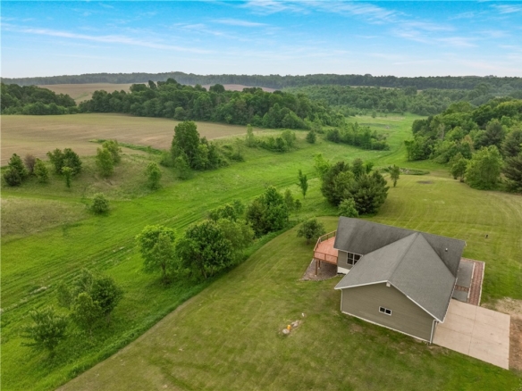 Residentialhouse for sale picture with an address of  615 18th Street in Chetek and a list price of 639900