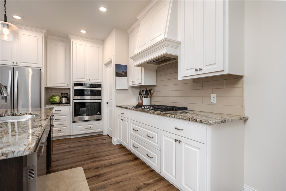 637-Maple-New-Richmond-WI-54017-4