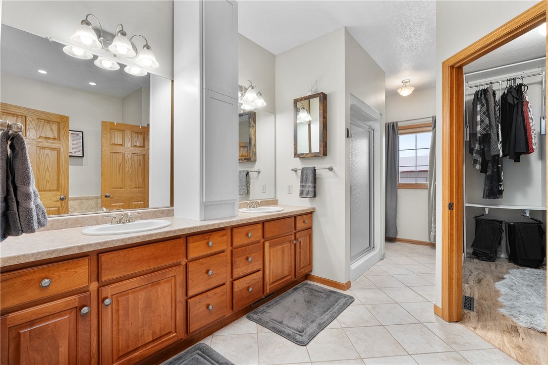 6945-72nd-Chippewa-Falls-WI-54729-5