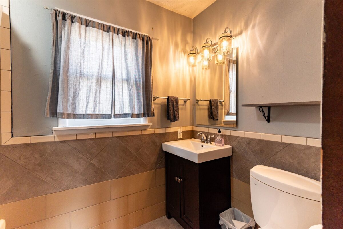 716 Mansfield Street, Chippewa Falls, WI — photo 15