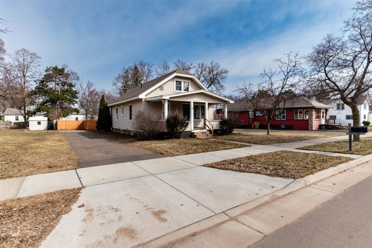 716 Mansfield Street, Chippewa Falls, WI — photo 3