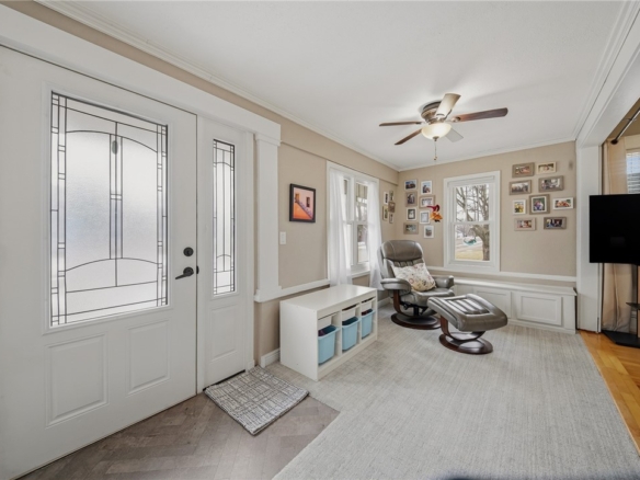 Residentialhouse for sale picture with an address of  724 Dover Street in Chippewa Falls and a list price of 369900