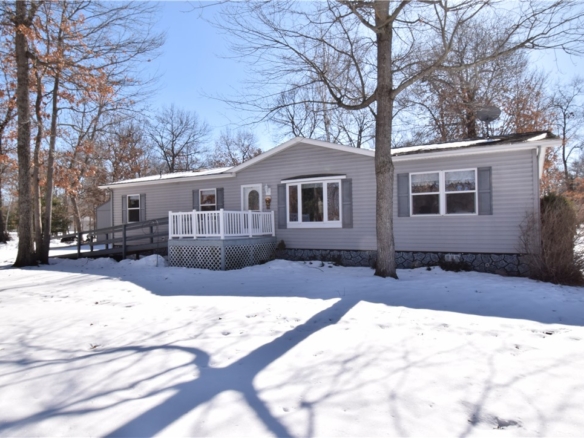 Residentialhouse for sale picture with an address of  7665 Laplante Drive in Danbury and a list price of 250000