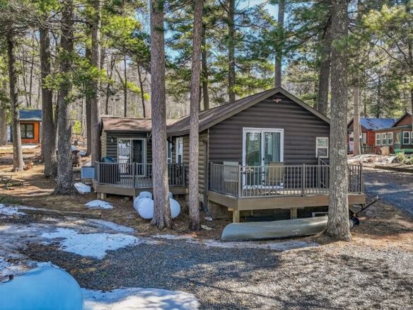 7887 N Indian Drive 8, Hayward, WI