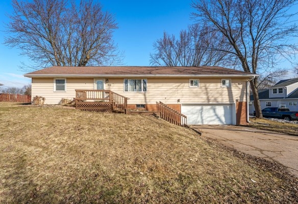 Residentialhouse for sale picture with an address of  806 Supple Street in Boyd and a list price of 219000