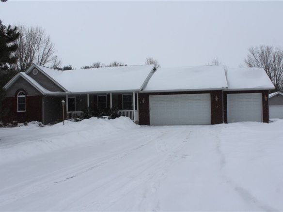 Residentialhouse for sale picture with an address of  9646 167th Street in Chippewa Falls and a list price of 530000