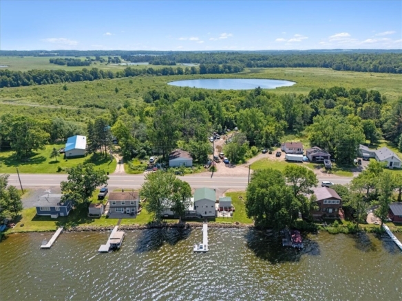 Residentialhouse for sale picture with an address of     in Clayton and a list price of 324900