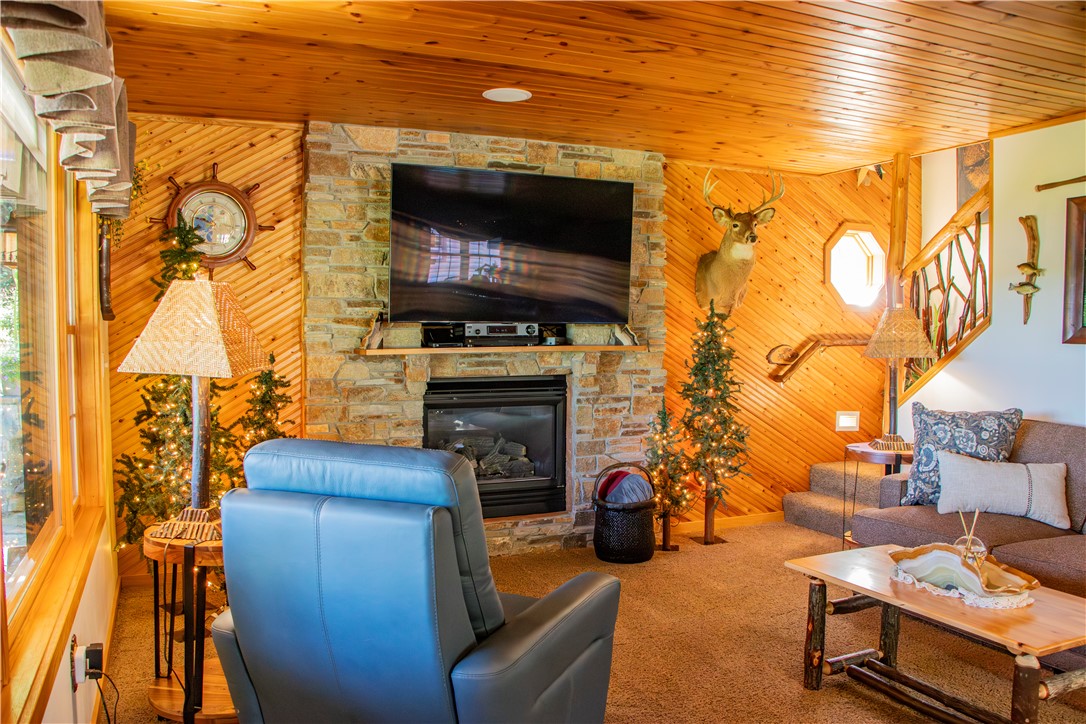 E20160-Greens-Landing-Augusta-WI-54722-5