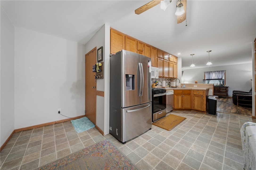 E22935-County-Road-RR-Augusta-WI-54722-1