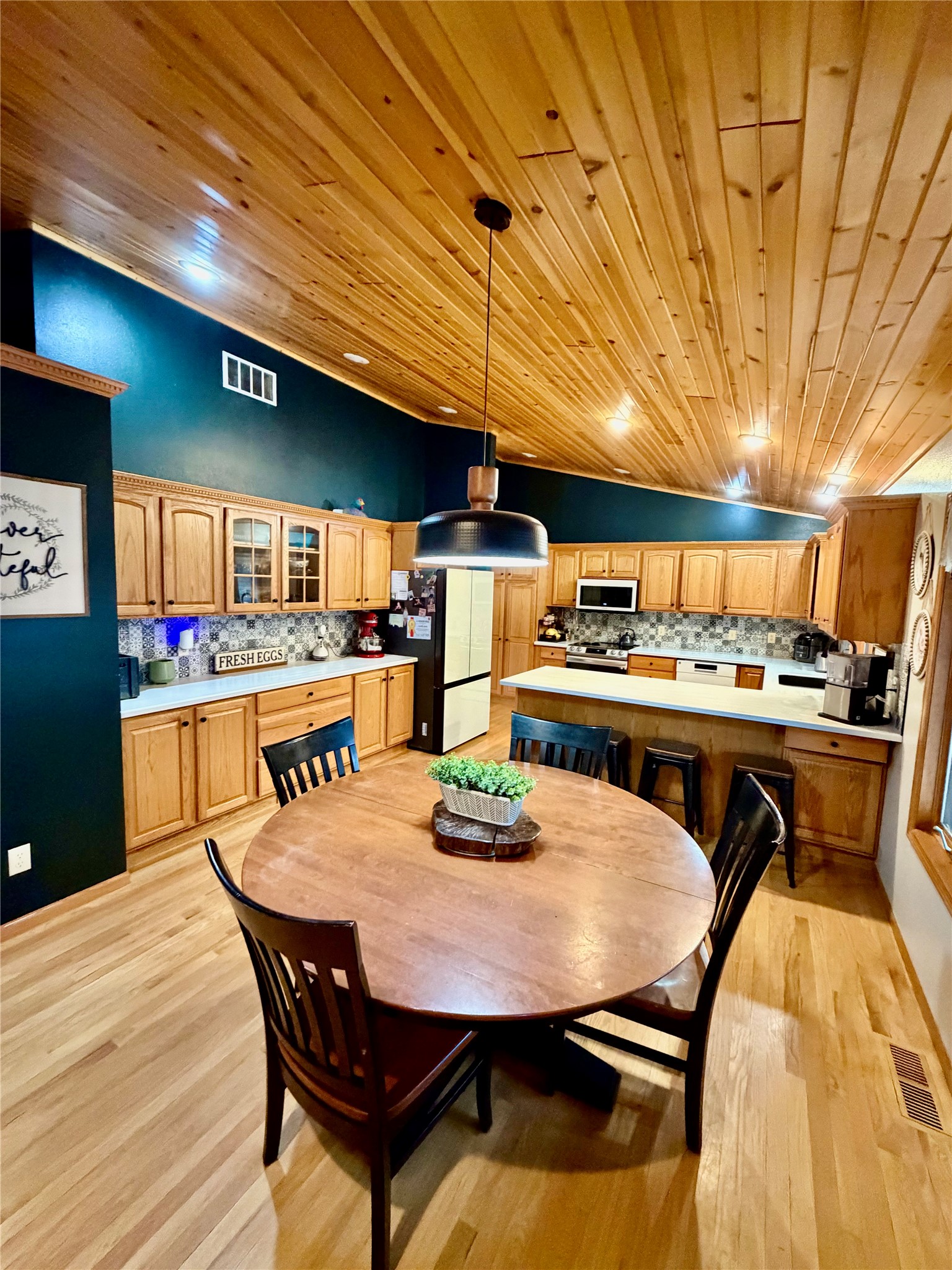 N12003-Fernwall-Stanley-WI-54878-3