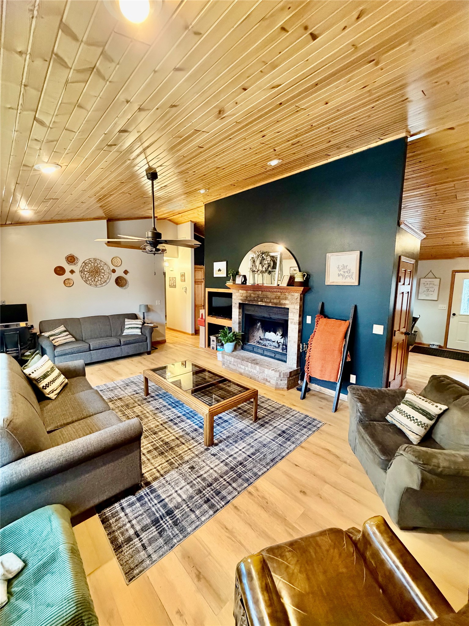 N12003-Fernwall-Stanley-WI-54878-4