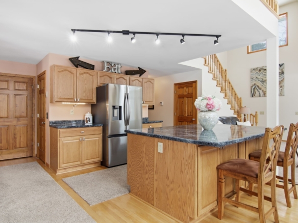 Residentialhouse for sale picture with an address of  N12940 County Road T  in Fairchild and a list price of 775000