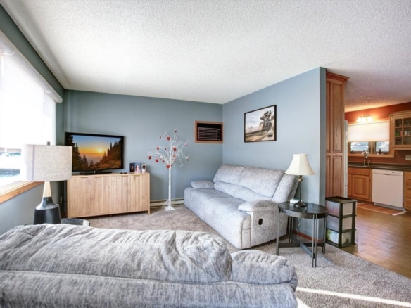 Residentialhouse for sale picture with an address of  N4535 446th Street in Menomonie and a list price of 309900