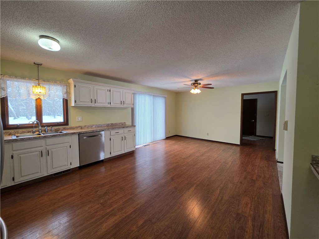 N8751-US-Highway-53-Holmen-WI-54636-4