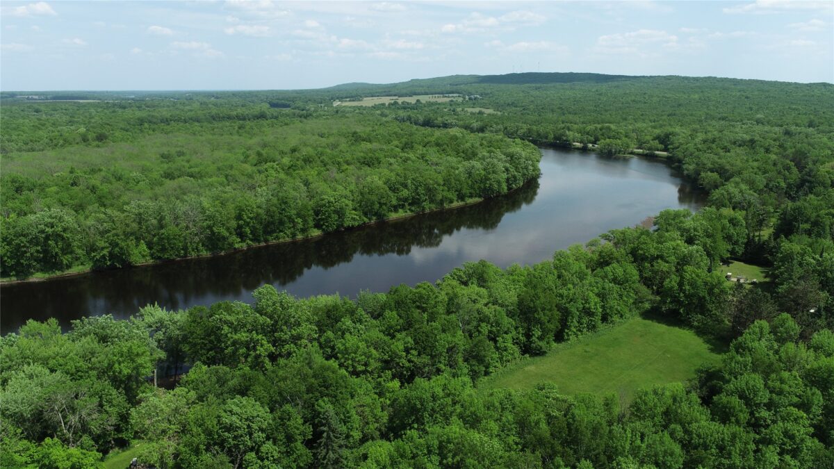 N394,N397,N399 Riverside Drive Holcombe WI 54745 — photo 6