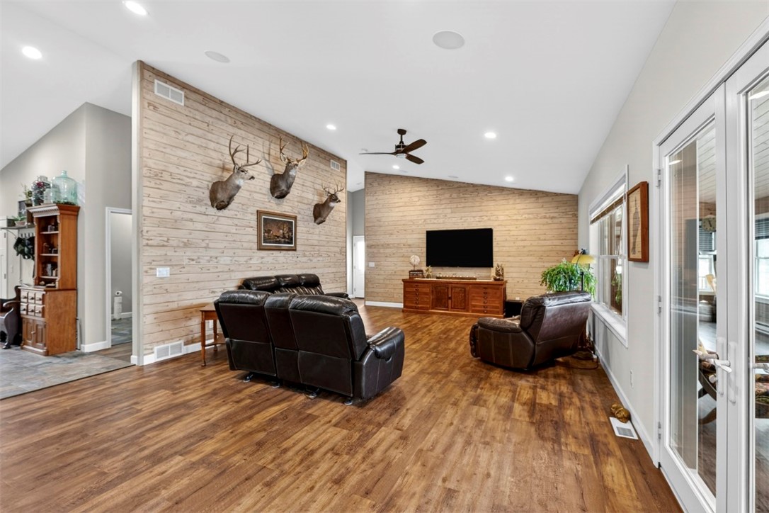 N5909 Lake Road, Stone Lake, WI — photo 18