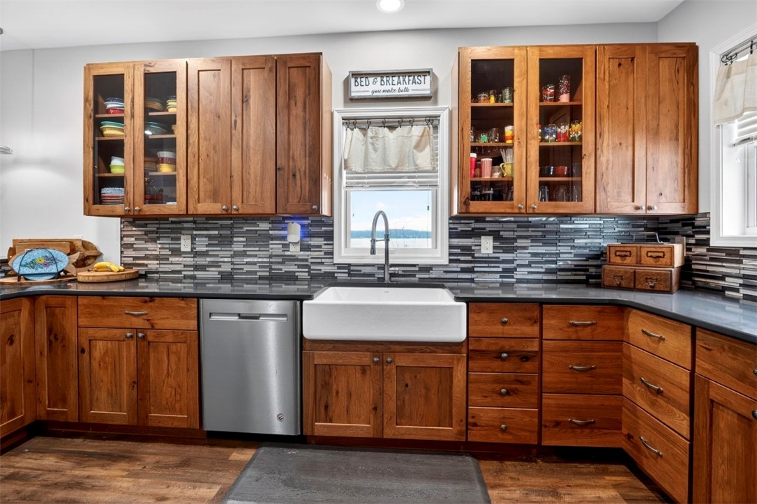 N5909 Lake Road, Stone Lake, WI — photo 8