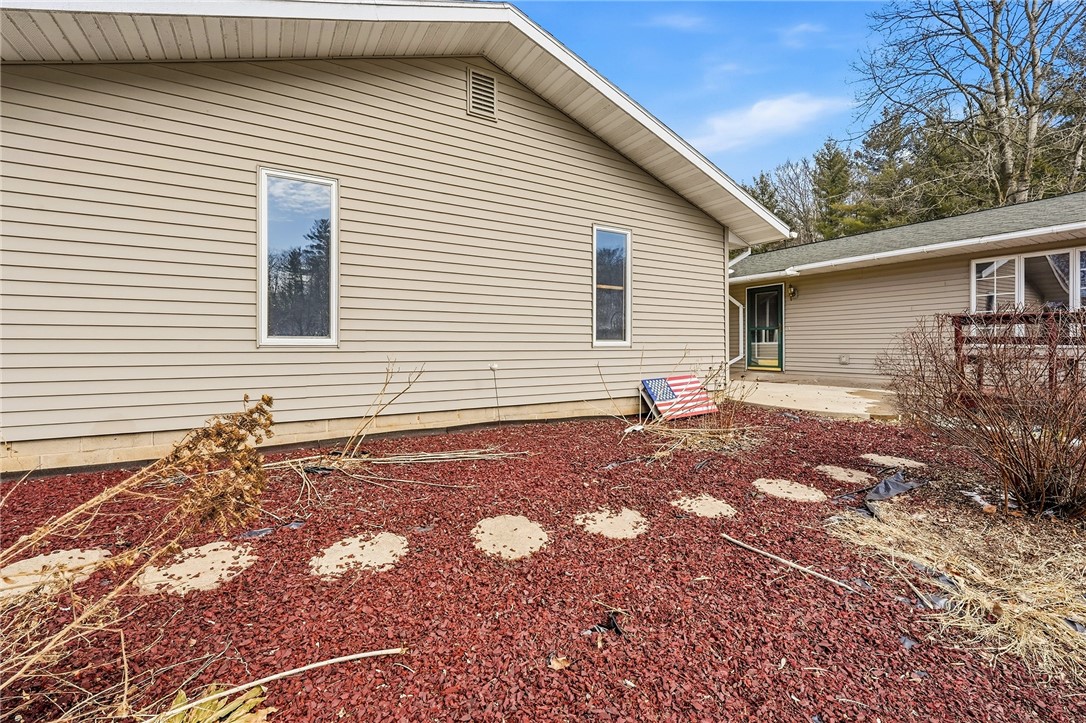 N9446 County Road Q, Downing, WI — photo 41