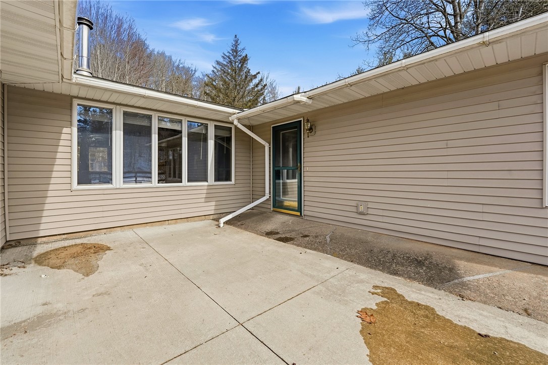 N9446 County Road Q, Downing, WI — photo 42