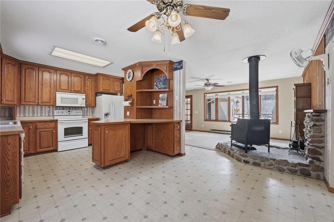 N9446 County Road Q, Downing, WI — photo 6