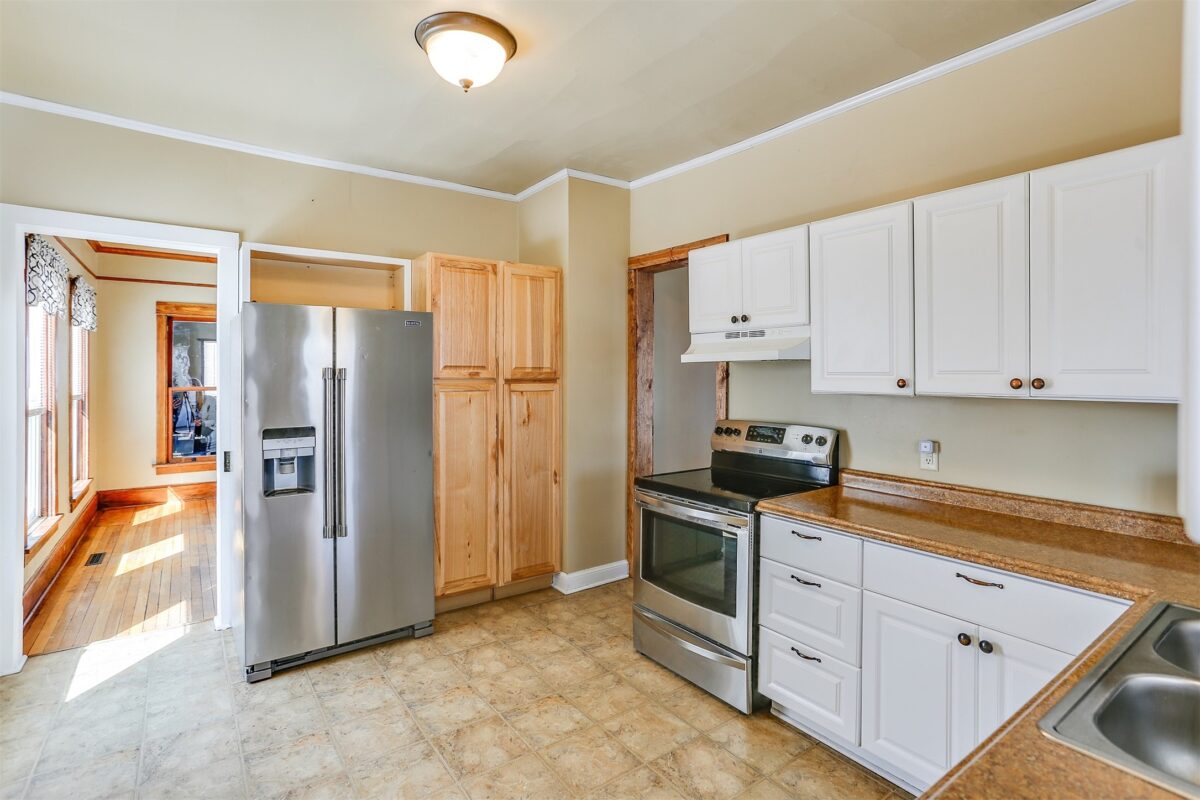 453 N Glendale Avenue, Tomah, WI