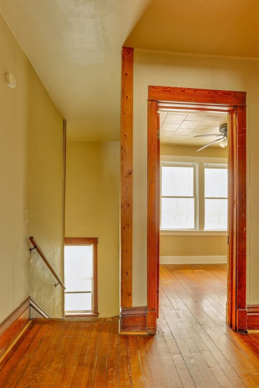 453 N Glendale Avenue, Tomah, WI