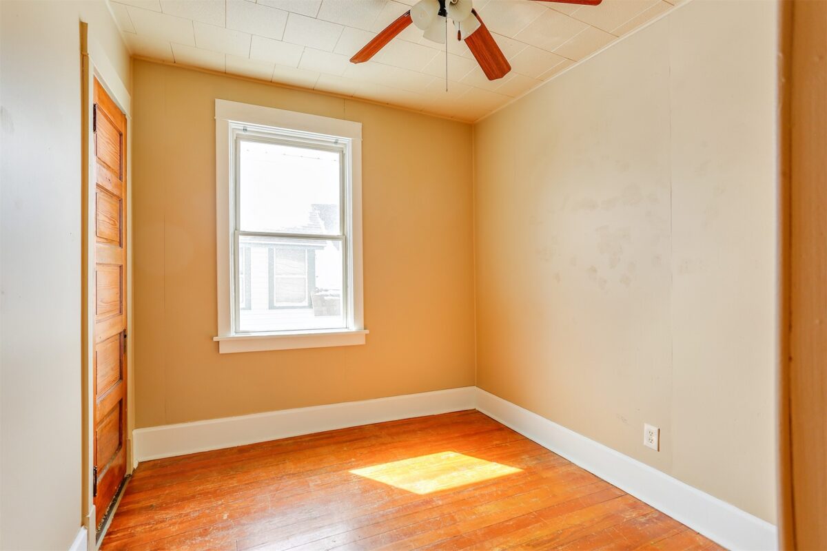 453 N Glendale Avenue, Tomah, WI
