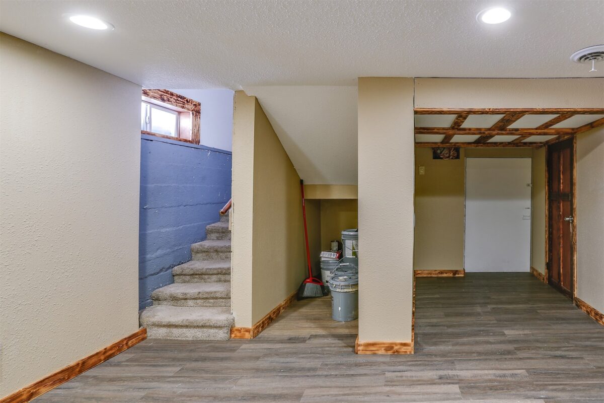 453 N Glendale Avenue, Tomah, WI