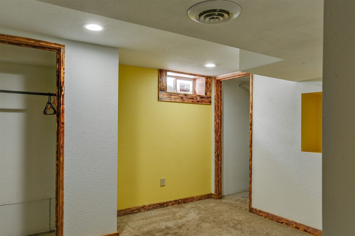 453 N Glendale Avenue, Tomah, WI