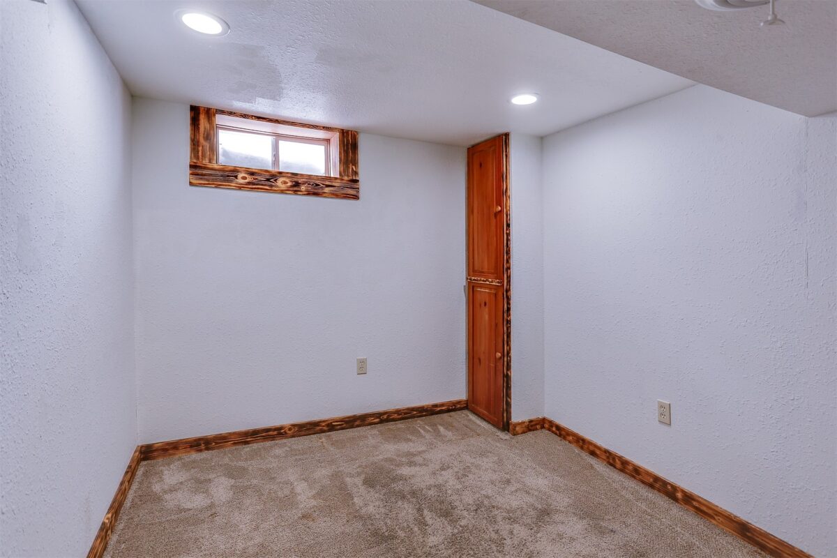 453 N Glendale Avenue, Tomah, WI