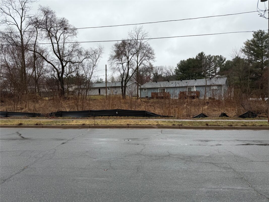 0 11th Street Eau Claire WI 54703 — photo 2