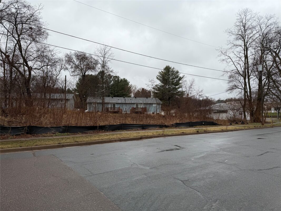 0 11th Street Eau Claire WI 54703 — photo 3
