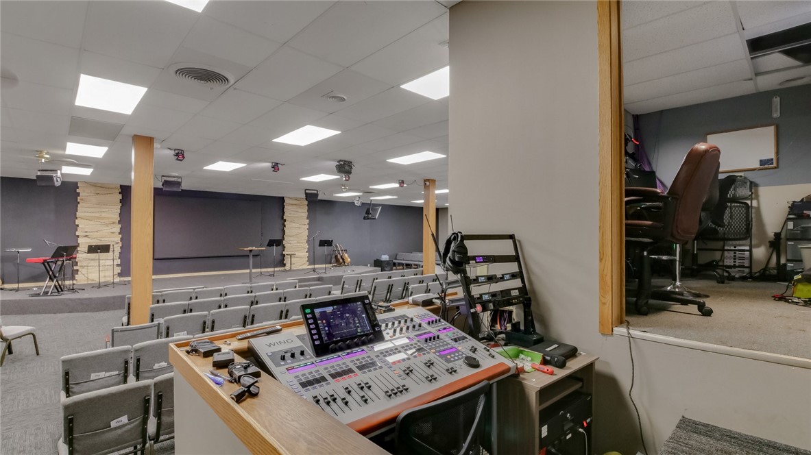 1 N Main, Rice Lake, WI — photo 13