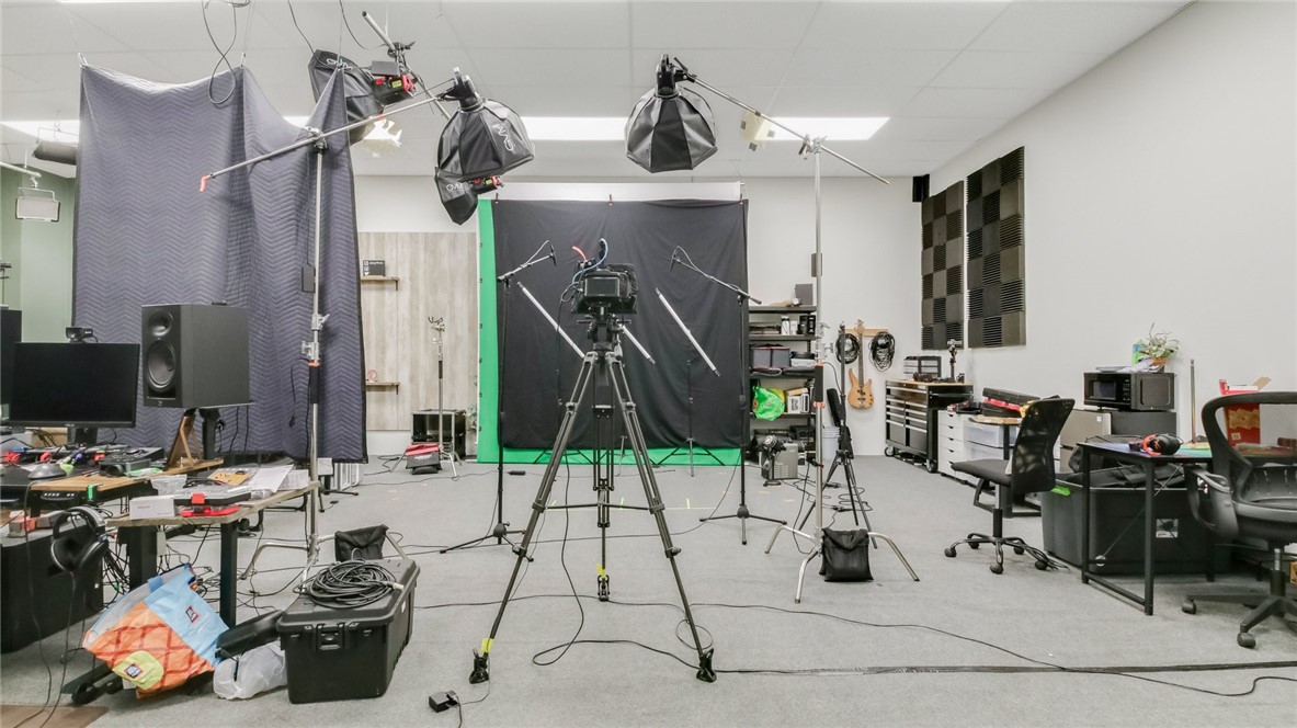 1 N Main, Rice Lake, WI — photo 38