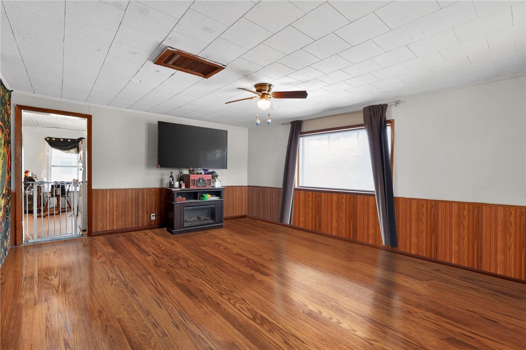 Residential at 1002 Cora Avenue, Rice Lake, WI 54868 — photo 7