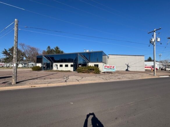 1003 Vernon Street Altoona WI 54720 — photo 1