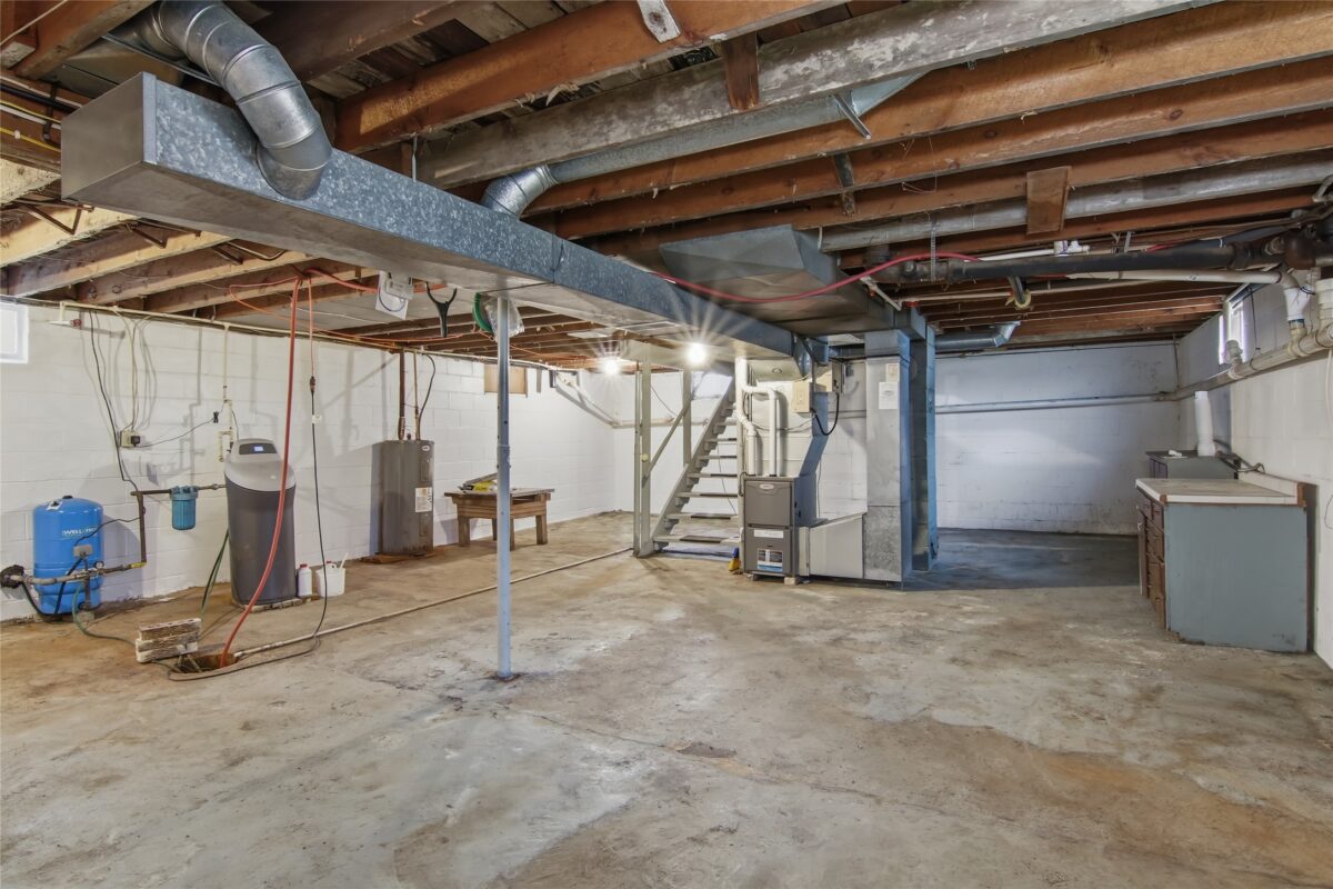 10097 County Highway K  Cadott WI 54727 — photo 16