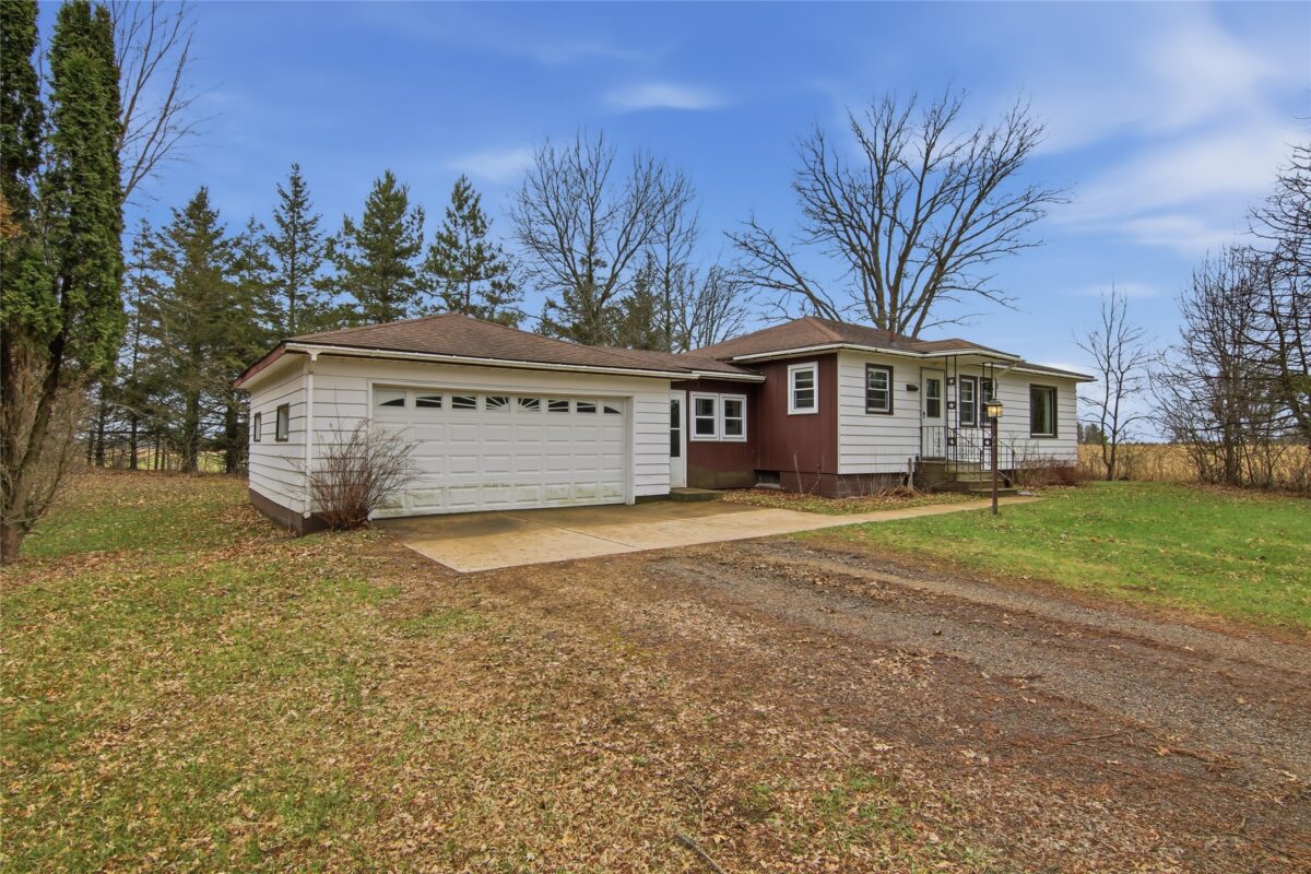 10097 County Highway K  Cadott WI 54727 — photo 19
