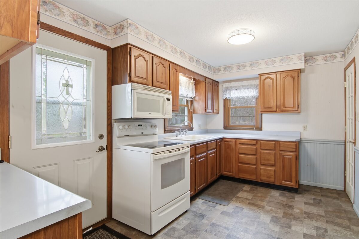 10097 County Highway K  Cadott WI 54727 — photo 5