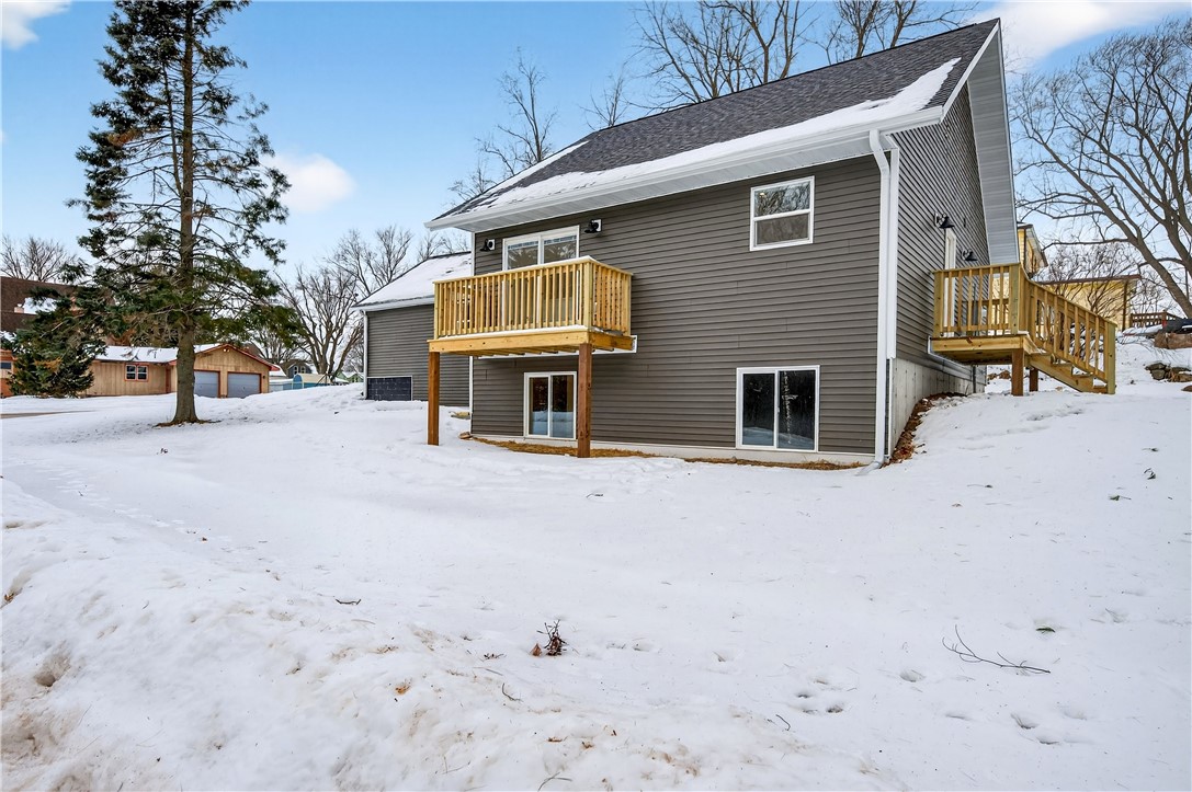 Residential at 101 7th Avenue, Shell Lake, WI 54871 — photo 5
