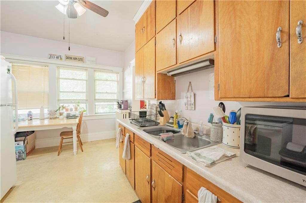 Residential Income at 1010 Farwell Street, Eau Claire, WI 54701 — photo 13